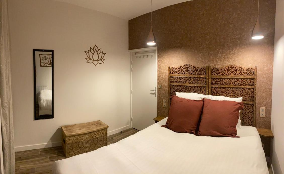 Hotel La Bonne Hotesse Chambon-sur-Lac Εξωτερικό φωτογραφία