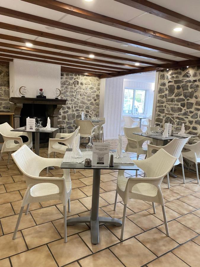 Hotel La Bonne Hotesse Chambon-sur-Lac Εξωτερικό φωτογραφία