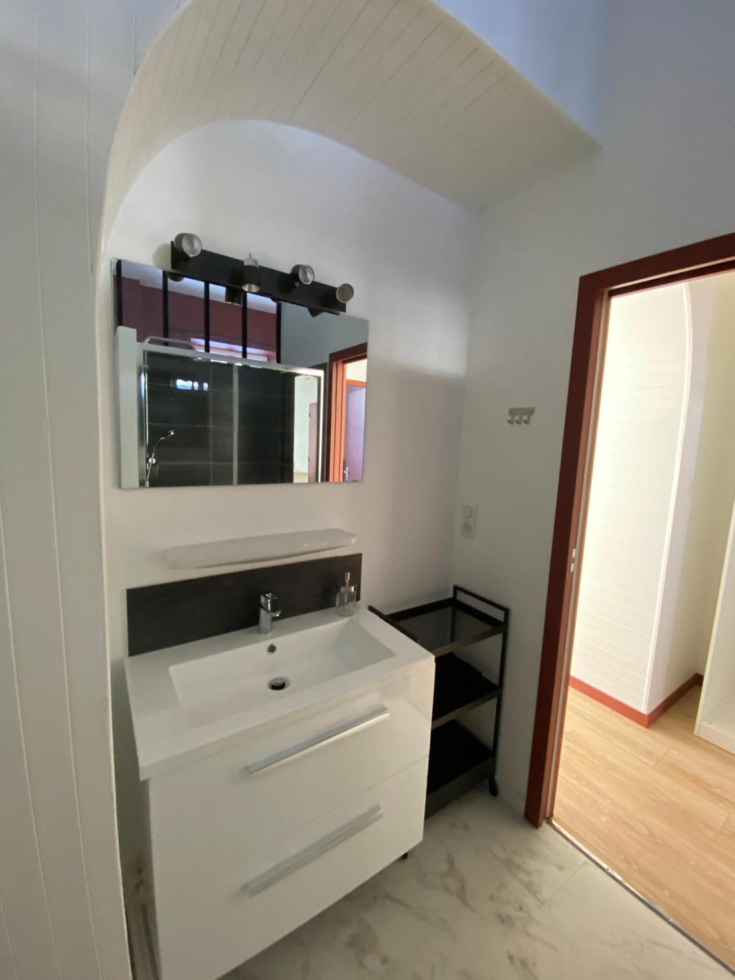 Hotel La Bonne Hotesse Chambon-sur-Lac Δωμάτιο φωτογραφία