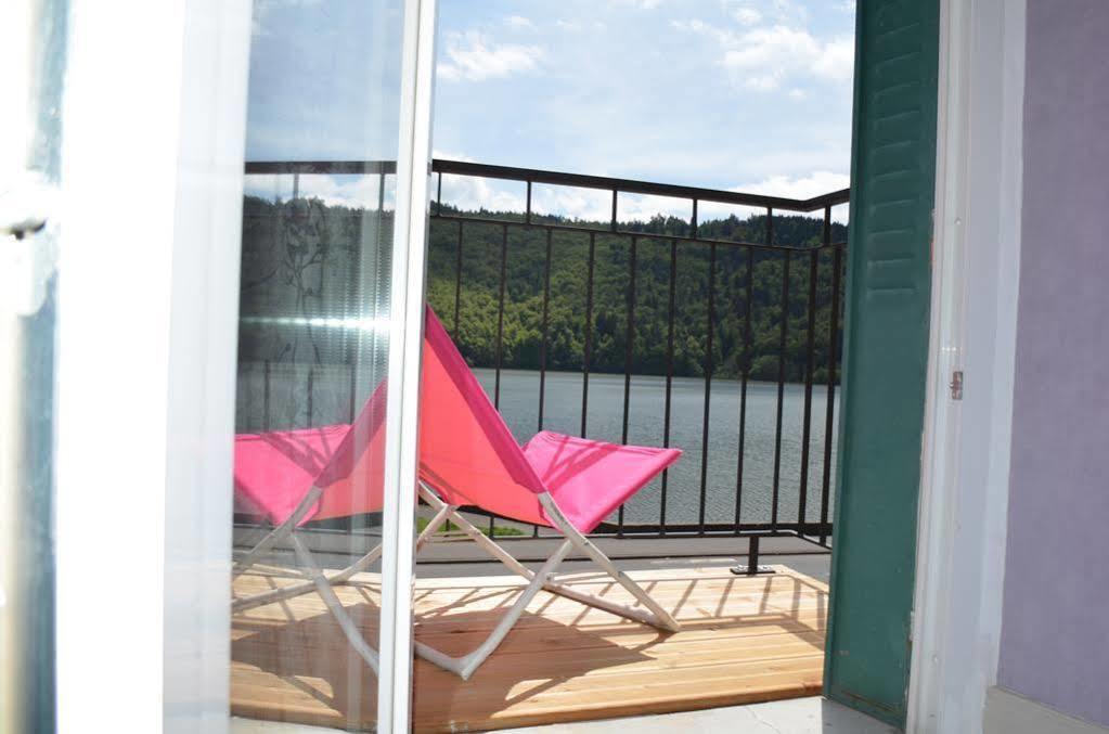 Hotel La Bonne Hotesse Chambon-sur-Lac Εξωτερικό φωτογραφία